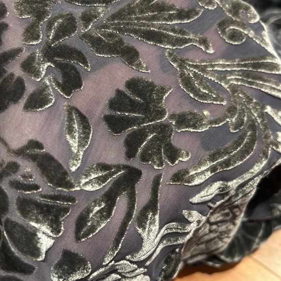 Victoria’s Secret Silk and Velvet Pajama Pants - Picture 6 of 7